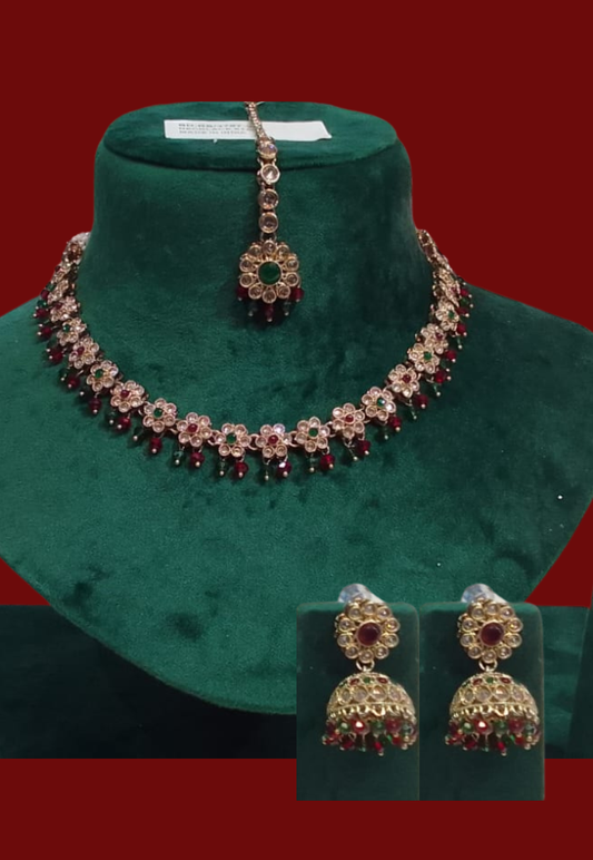 Gold, red and green stonework choker set